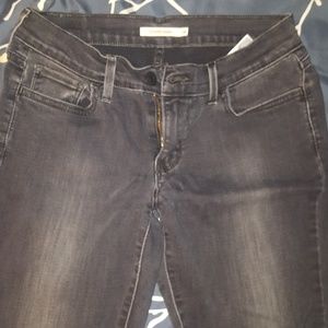Levis 710 jeans